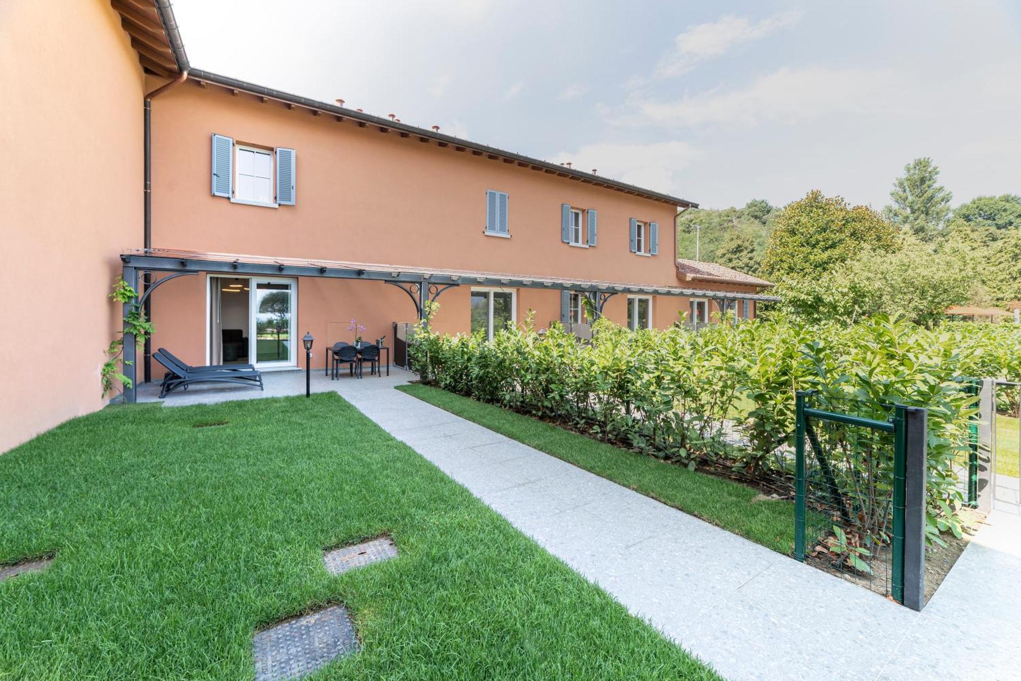 Alex'S Luxury Lake View Apt Pool And Tennis Como Exteriör bild