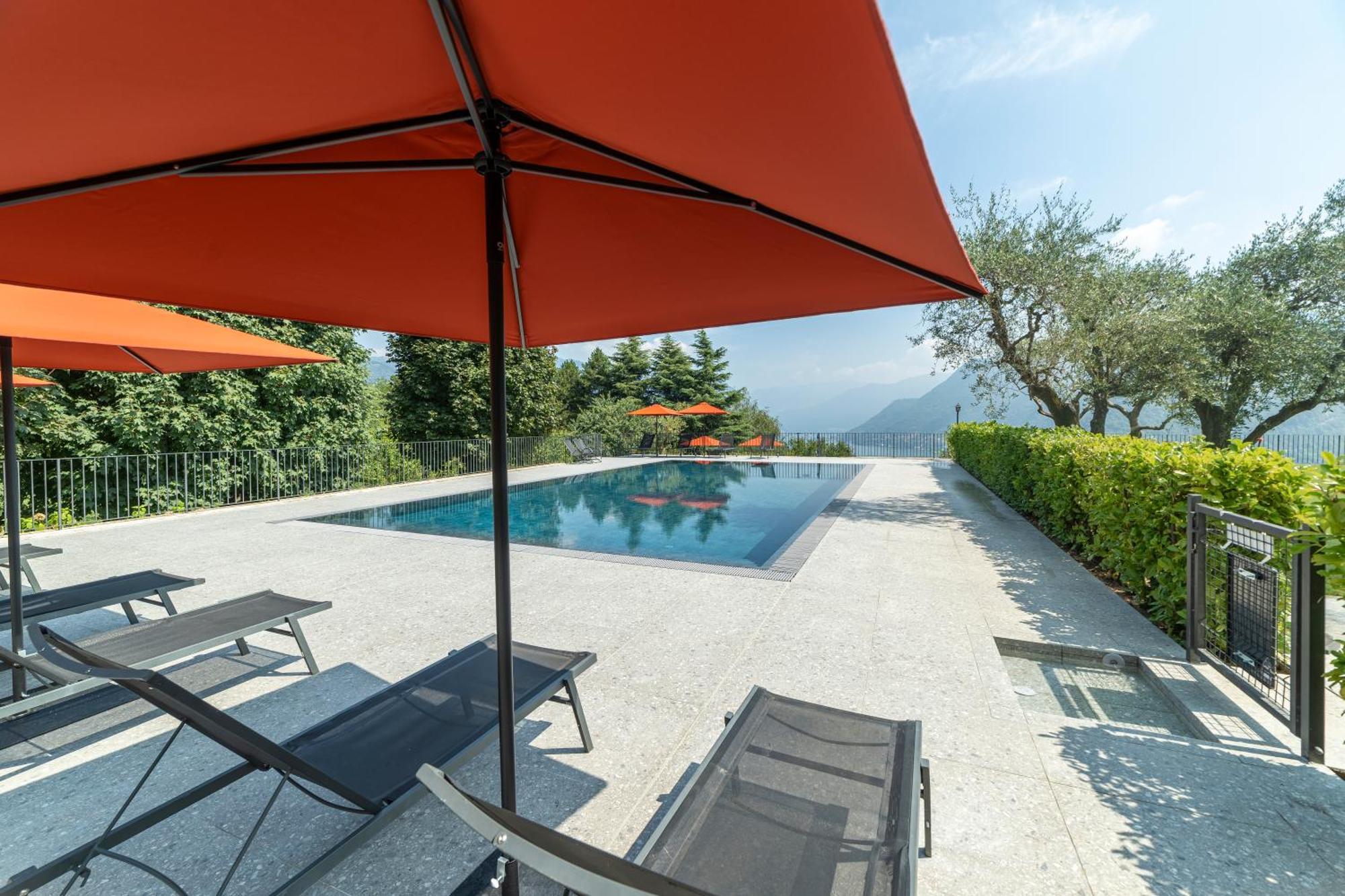 Alex'S Luxury Lake View Apt Pool And Tennis Como Exteriör bild