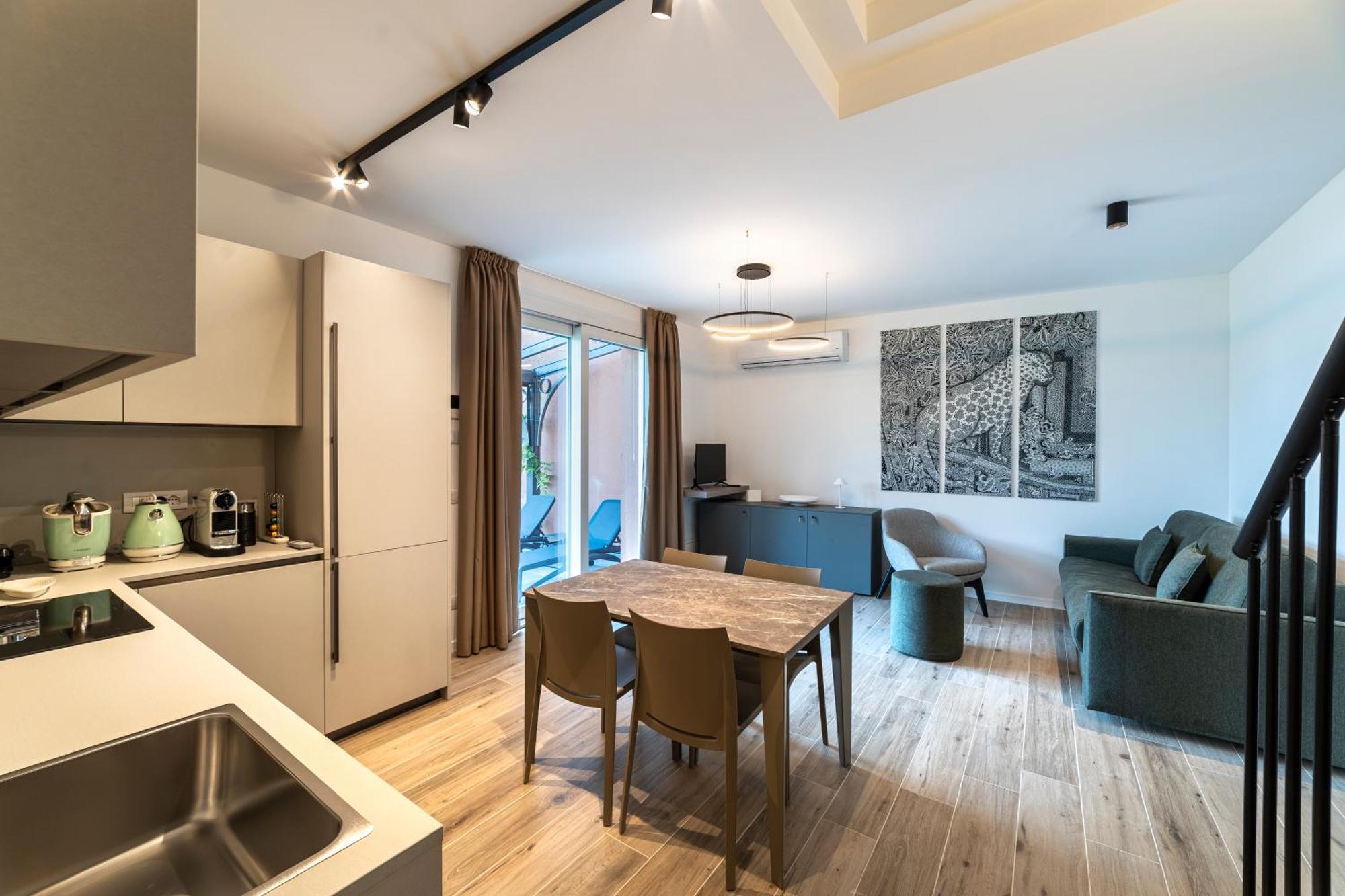 Alex'S Luxury Lake View Apt Pool And Tennis Como Exteriör bild