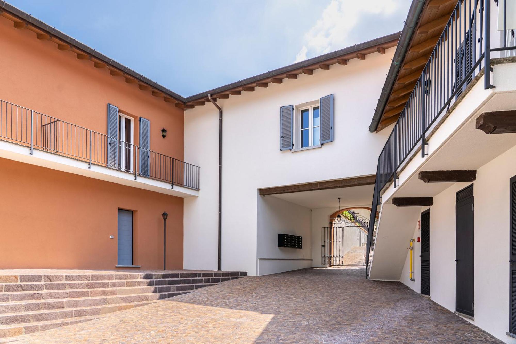 Alex'S Luxury Lake View Apt Pool And Tennis Como Exteriör bild