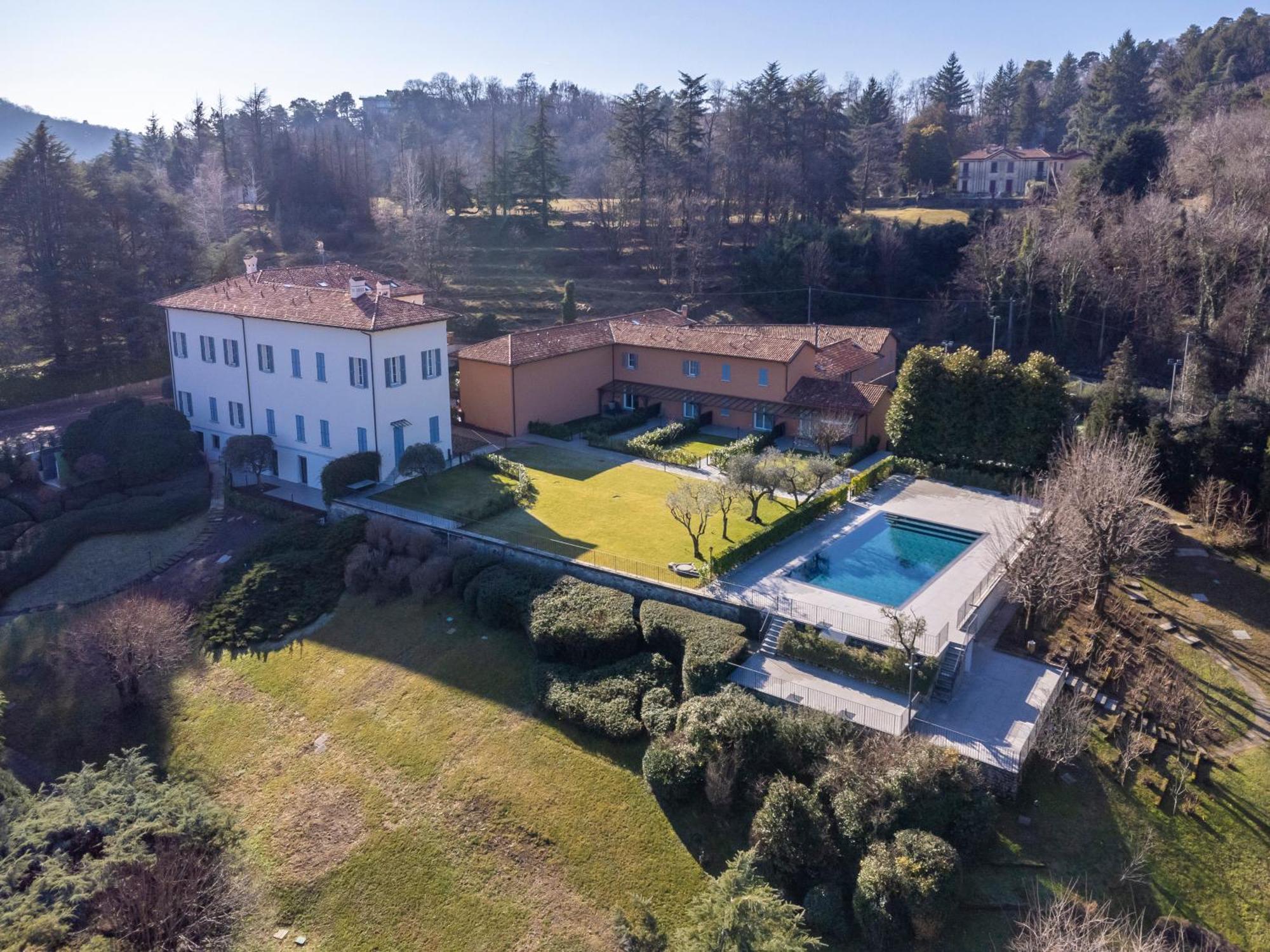 Alex'S Luxury Lake View Apt Pool And Tennis Como Exteriör bild